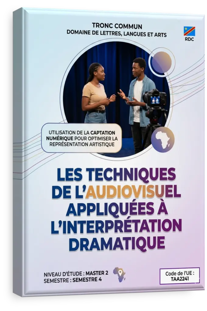 Étudiants en art dramatique utilisant une caméra professionnelle dans un studio.